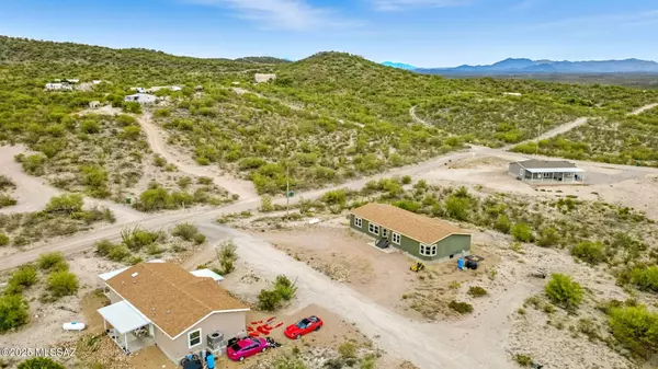 Vail, AZ 85641,11232 S Lava Peak Road