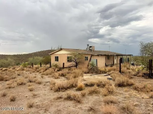 49246 E Tres Lomas, Saddlebrooke, AZ 85739