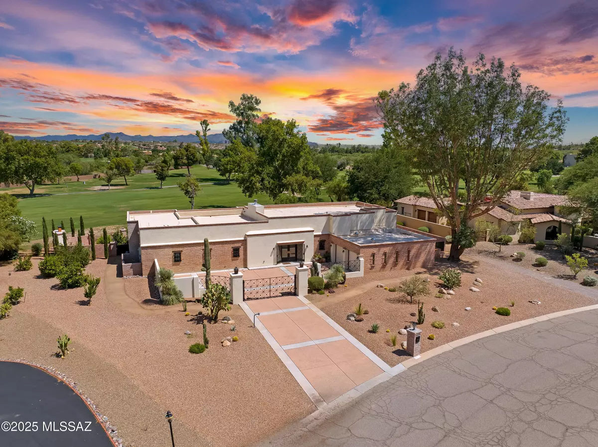 Tucson, AZ 85742,8021 N Della Robia Place