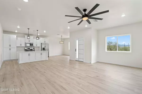 Nogales, AZ 85648,1793 Rusia Court