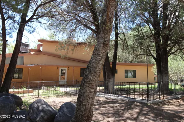 Hereford, AZ 85615,102 E Ramsey Canyon Road
