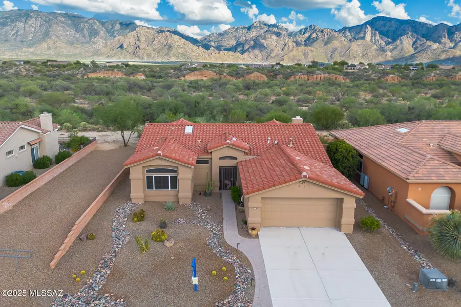 13782 N Lobelia Way, Oro Valley, AZ 85755