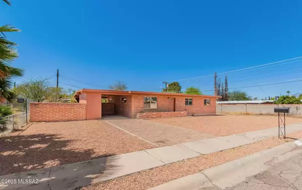 6744 E Calle Mercurio, Tucson, AZ 85710