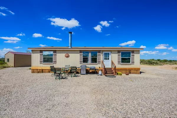 Vail, AZ 85641,1695 W Hillock Street