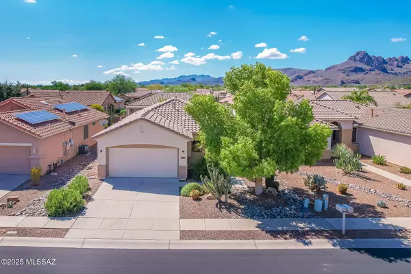 7975 W BLUE HERON Way, Tucson, AZ 85743