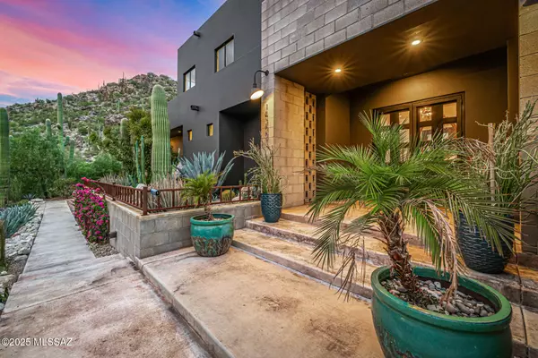 Oro Valley, AZ 85755,14300 N Tortolita Estates Drive