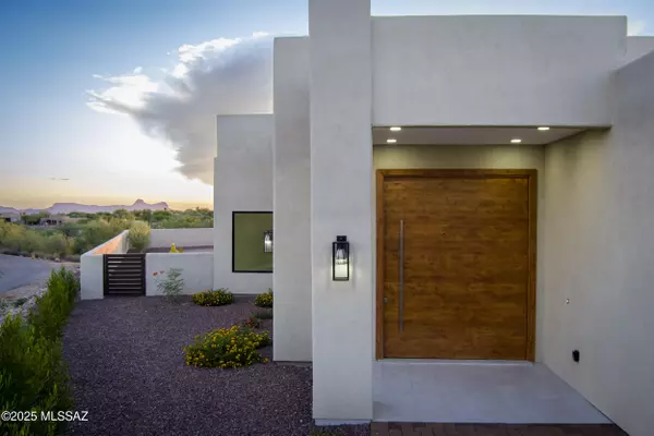 Oro Valley, AZ 85742,10327 N Derrio Canyon Place