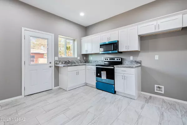 Tucson, AZ 85711,4839 E Baker Street