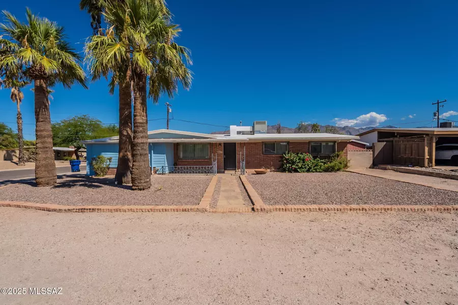 4417 E La Cienega Street, Tucson, AZ 85712