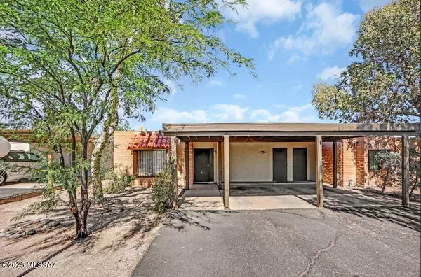 1832 S Skyview Place, Tucson, AZ 85749