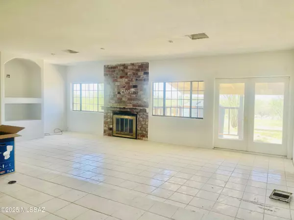 Sahuarita, AZ 85629,7530 W Wrangler Road