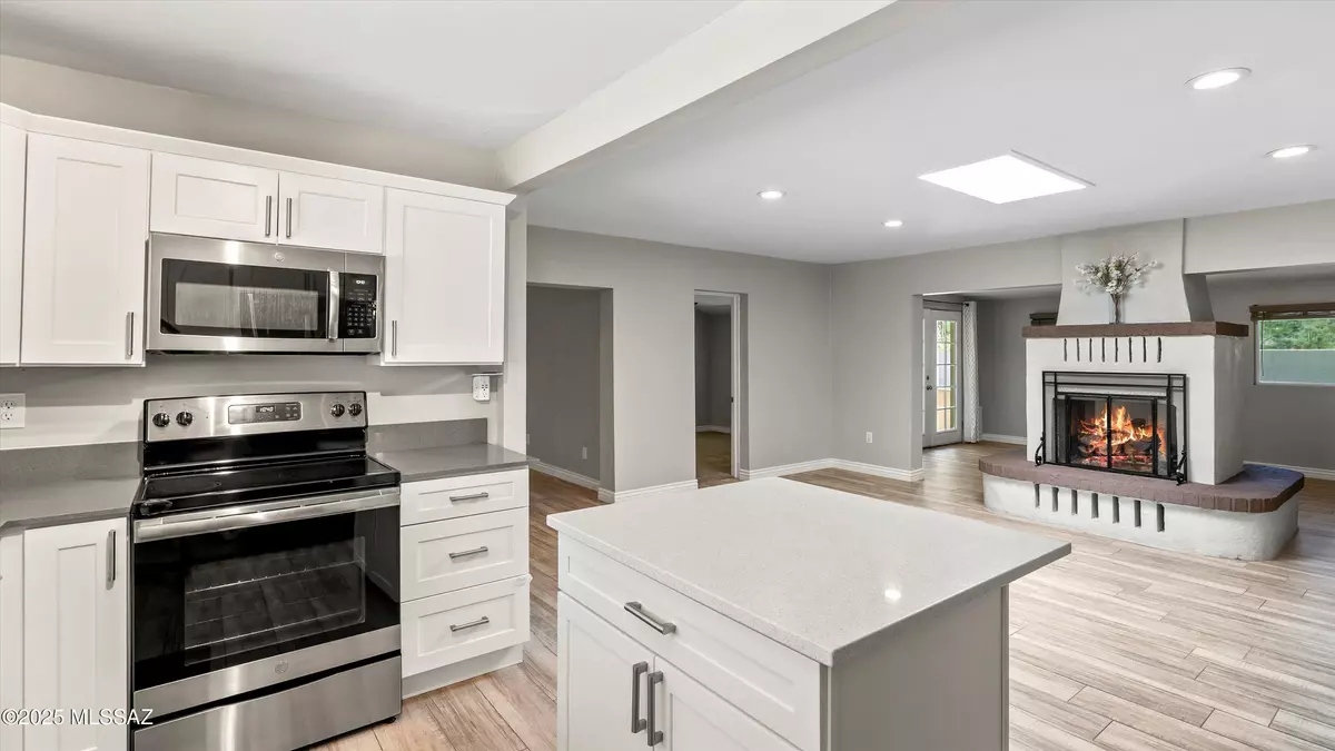 Tucson, AZ 85711,4334 E 14th Street