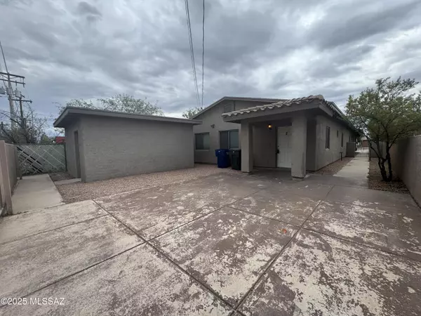 Tucson, AZ 85745,1035 W Congress Street #2