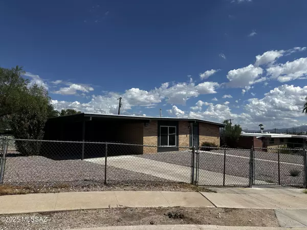 Tucson, AZ 85710,7617 E Morelos Place