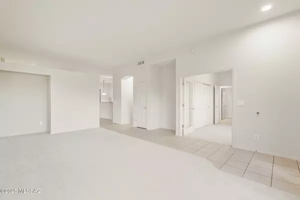 Oro Valley, AZ 85755,13847 N Bushwacker Place