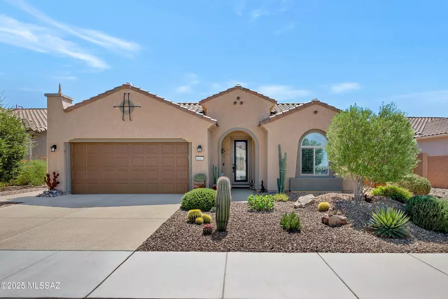 6847 W Cliff Spring Trail, Marana, AZ 85658