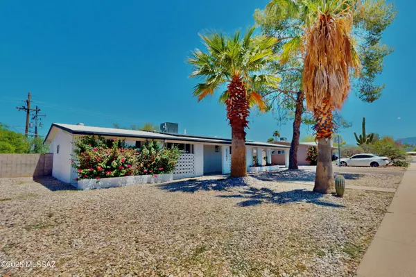 Tucson, AZ 85710,8267 E Cooper Place