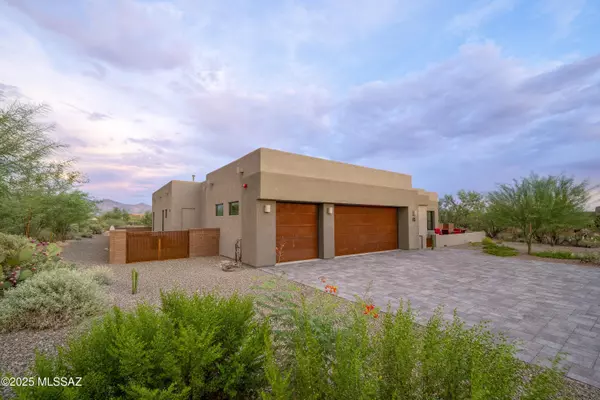 Marana, AZ 85658,12360 N Carpas Wash Drive