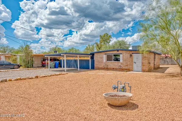 2939 N Richey Boulevard, Tucson, AZ 85716