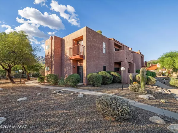 Tucson, AZ 85750,5051 N Sabino Canyon Road #2204