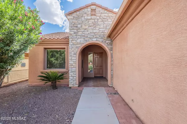 Green Valley, AZ 85622,1767 W Placita Canoa Verde