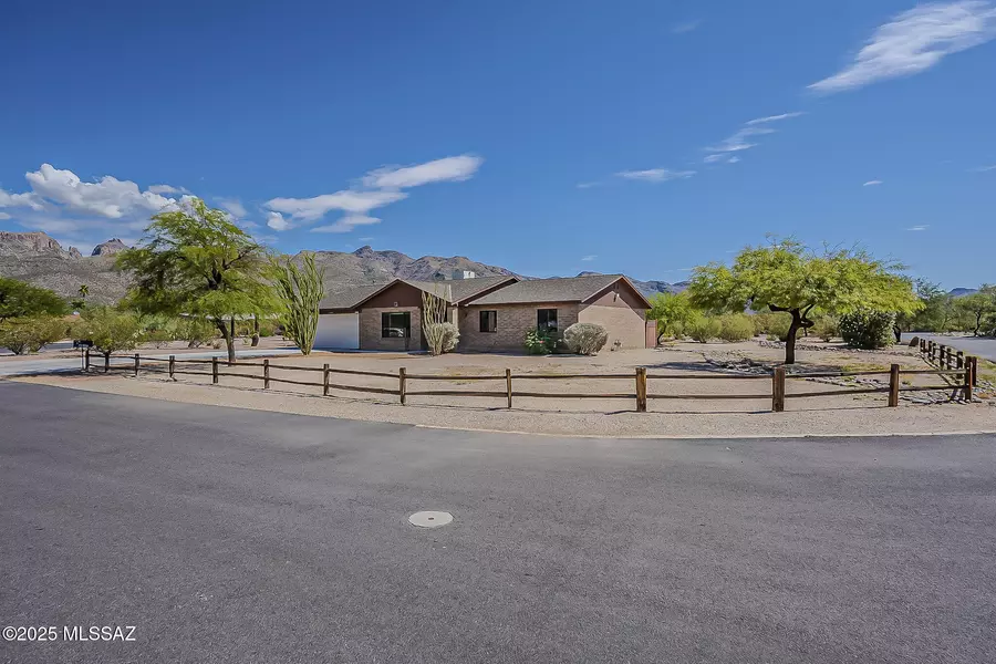 10037 E Sierrita Place, Tucson, AZ 85749