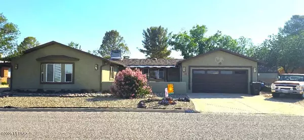 Pearce, AZ 85625,1006 E Geneva