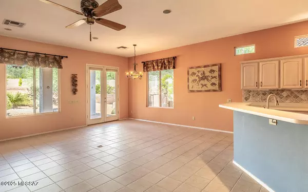 Marana, AZ 85658,13712 N Holly Grape Drive