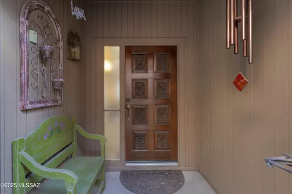 Green Valley, AZ 85622,1563 W Via De La Gloria