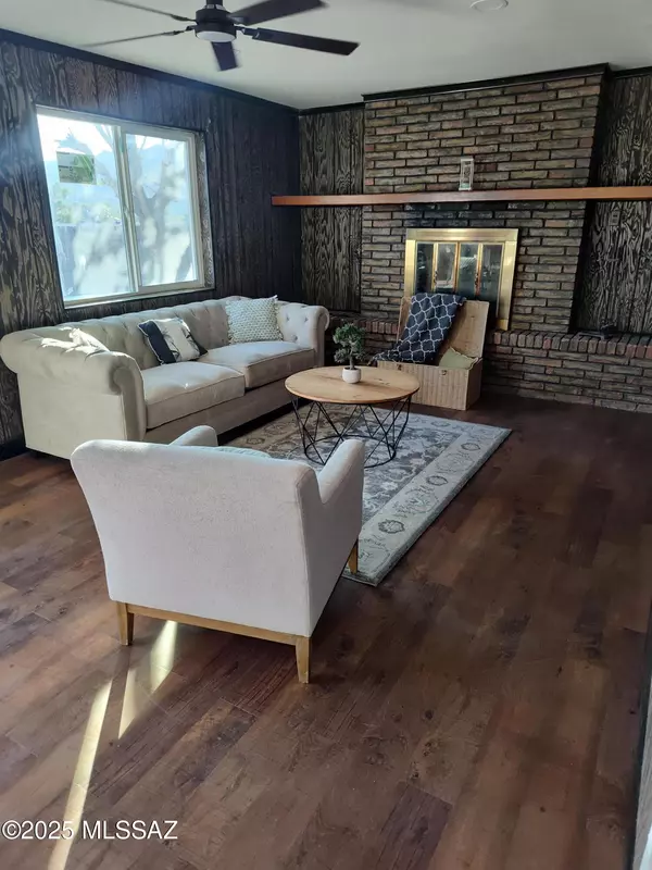 Kearny, AZ 85137,307 Essex Road