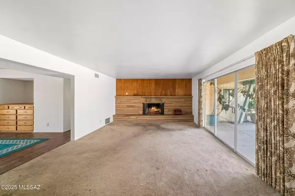 Tucson, AZ 85718,5135 N Camino Arenosa