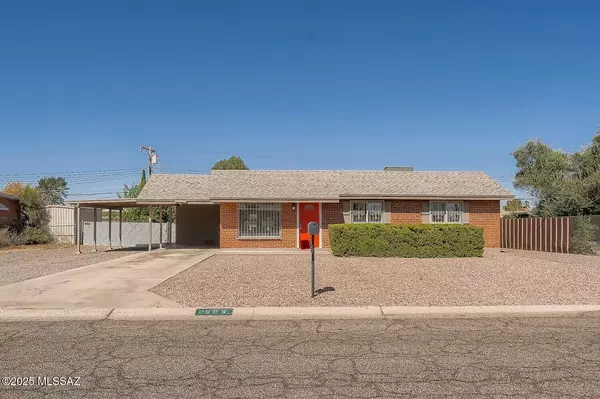 Tucson, AZ 85710,6536 E Calle Castor