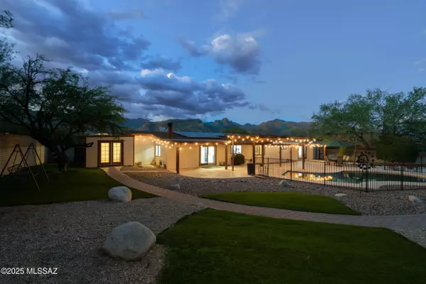 8502 E Amethyst Lane, Tucson, AZ 85750