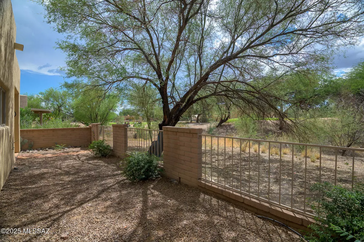 Green Valley, AZ 85614,835 W Waterview Drive