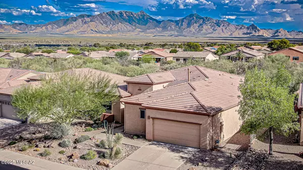 991 W Calle Artistica, Green Valley, AZ 85614