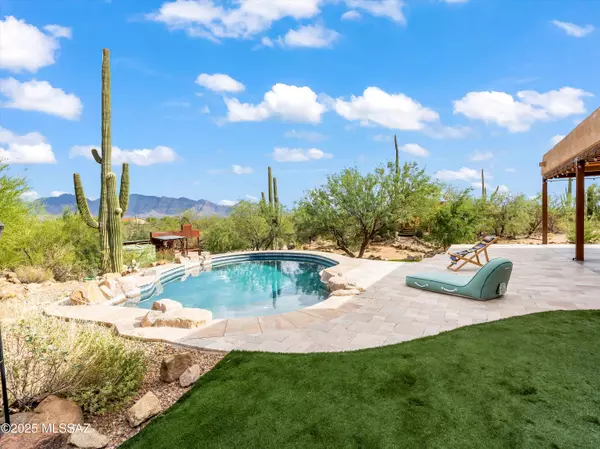 Oro Valley, AZ 85755,13847 N Como Drive