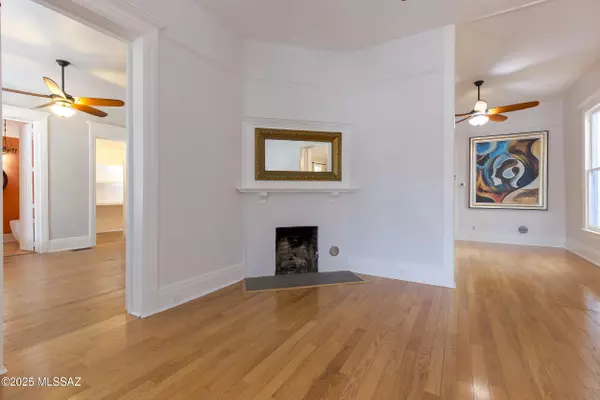 Tucson, AZ 85701,223 E 13th Street