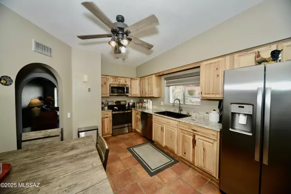 Green Valley, AZ 85622,1360 W Camino Alicante