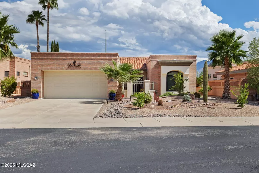 4353 S Royal Lytham Court, Green Valley, AZ 85622