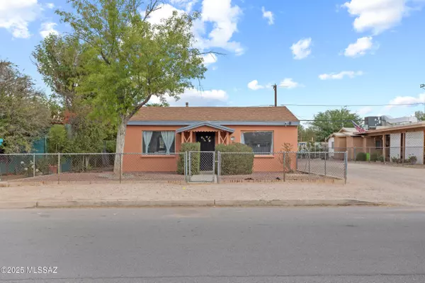 138 W Aviation Drive, Tucson, AZ 85714