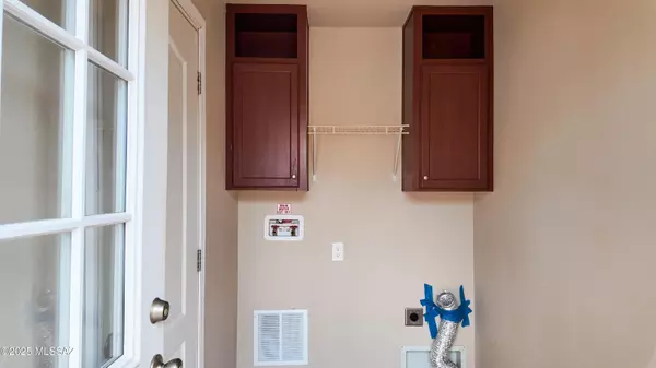 Benson, AZ 85602,623 E Didianne Drive