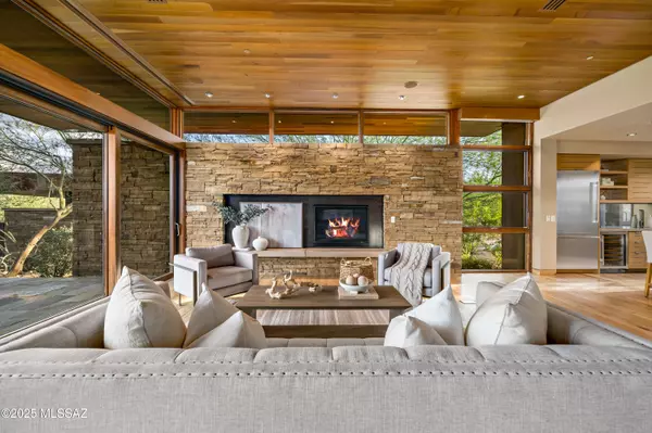 Tucson, AZ 85739,5000 E Via Estancia Miraval #8