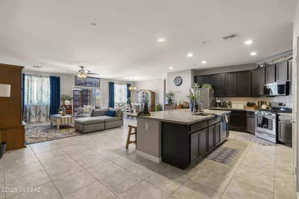 Tucson, AZ 85743,13204 W Tiger Aloe Place