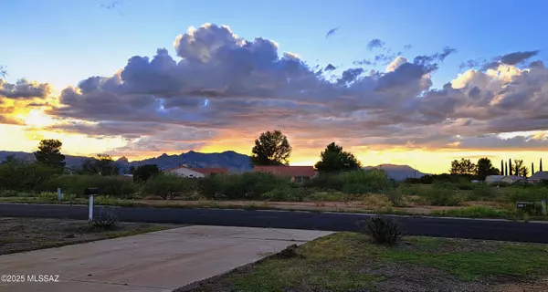 Pearce, AZ 85625,904 E Christmas Tree Lane