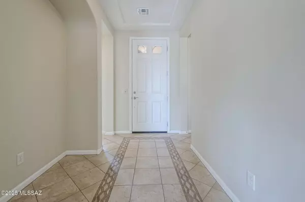 Green Valley, AZ 85614,732 N Moana Drive