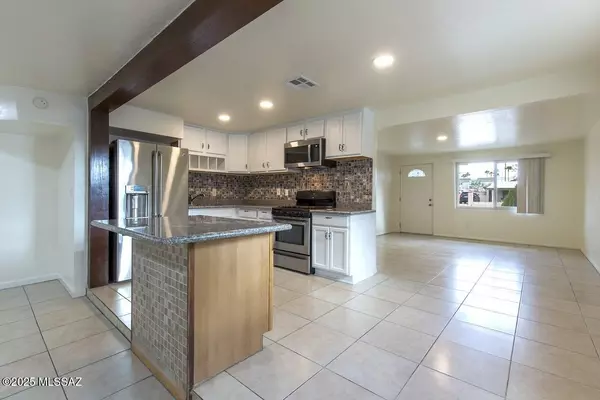 Tucson, AZ 85711,4601 E 28th Street