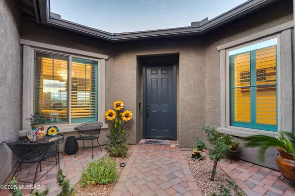 Oro Valley, AZ 85755,745 E Romsdalen Road
