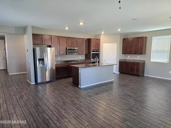 Tucson, AZ 85730,4412 S Sunrise Bluff Way