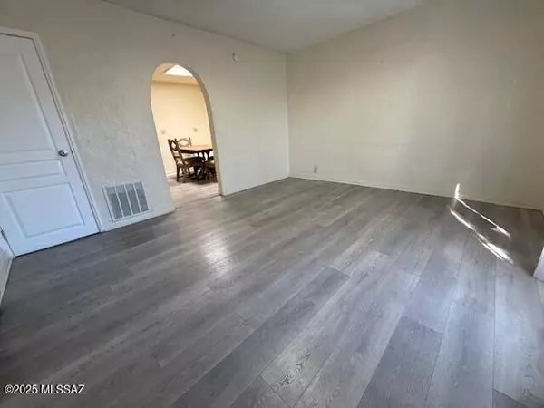 Tucson, AZ 85719,1419 E Linden Street