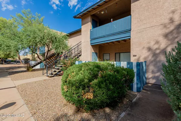8080 E Speedway Boulevard #813, Tucson, AZ 85710